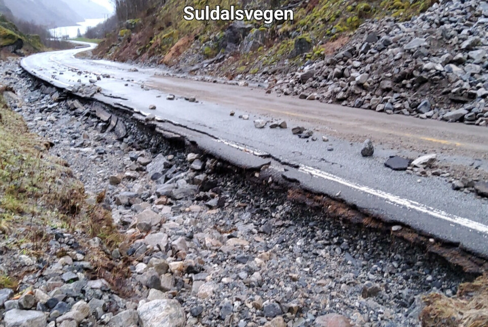 Statens vegvesen sine eigne bilde frå rasstaden like aust for Hylstunnelen.