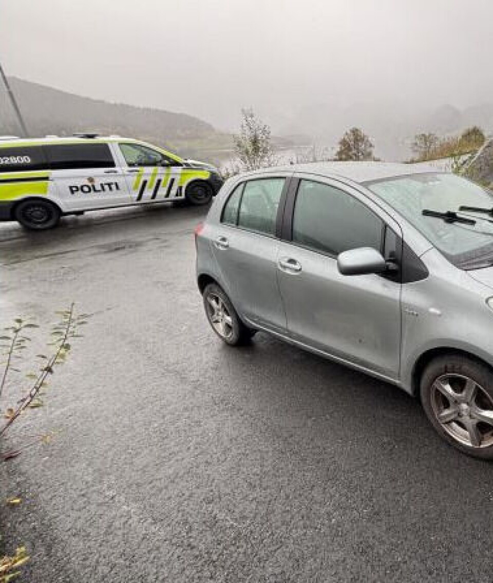 Politiet om den stolne bilen, ein stolen båt, råkøyring og støy